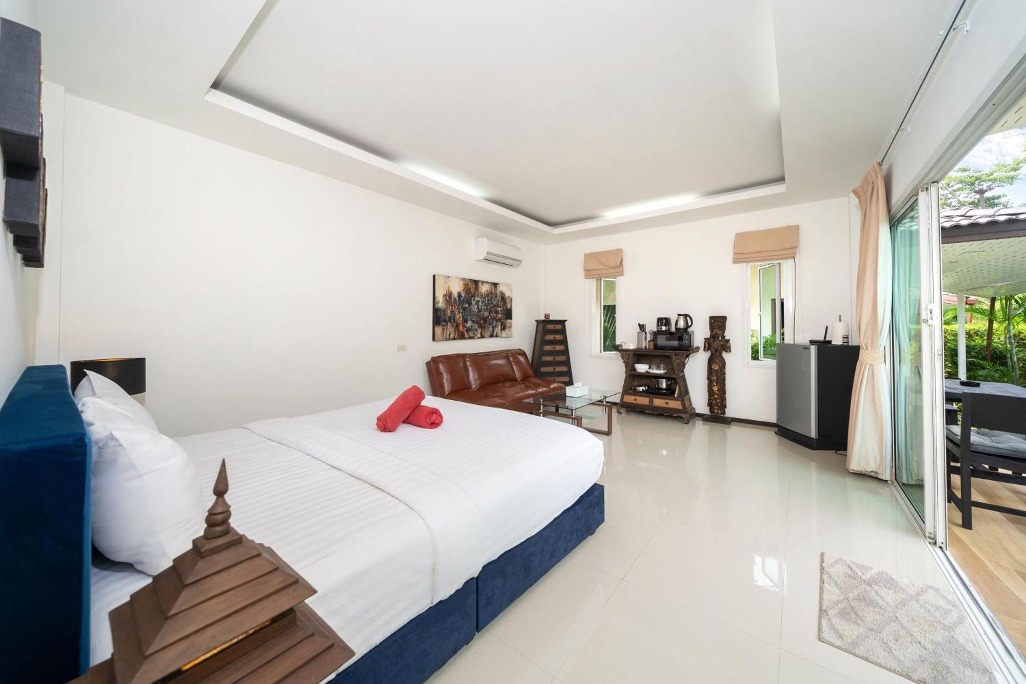 Oxavia Garden Oasis In Nai Harn - Your Private Tropical Garden With 3 Cabins And Jacuzzi Rawai エクステリア 写真